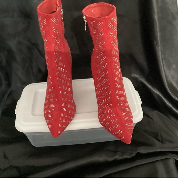 Beautiful etc Boots, red, size 8 - Picture 4 of 4